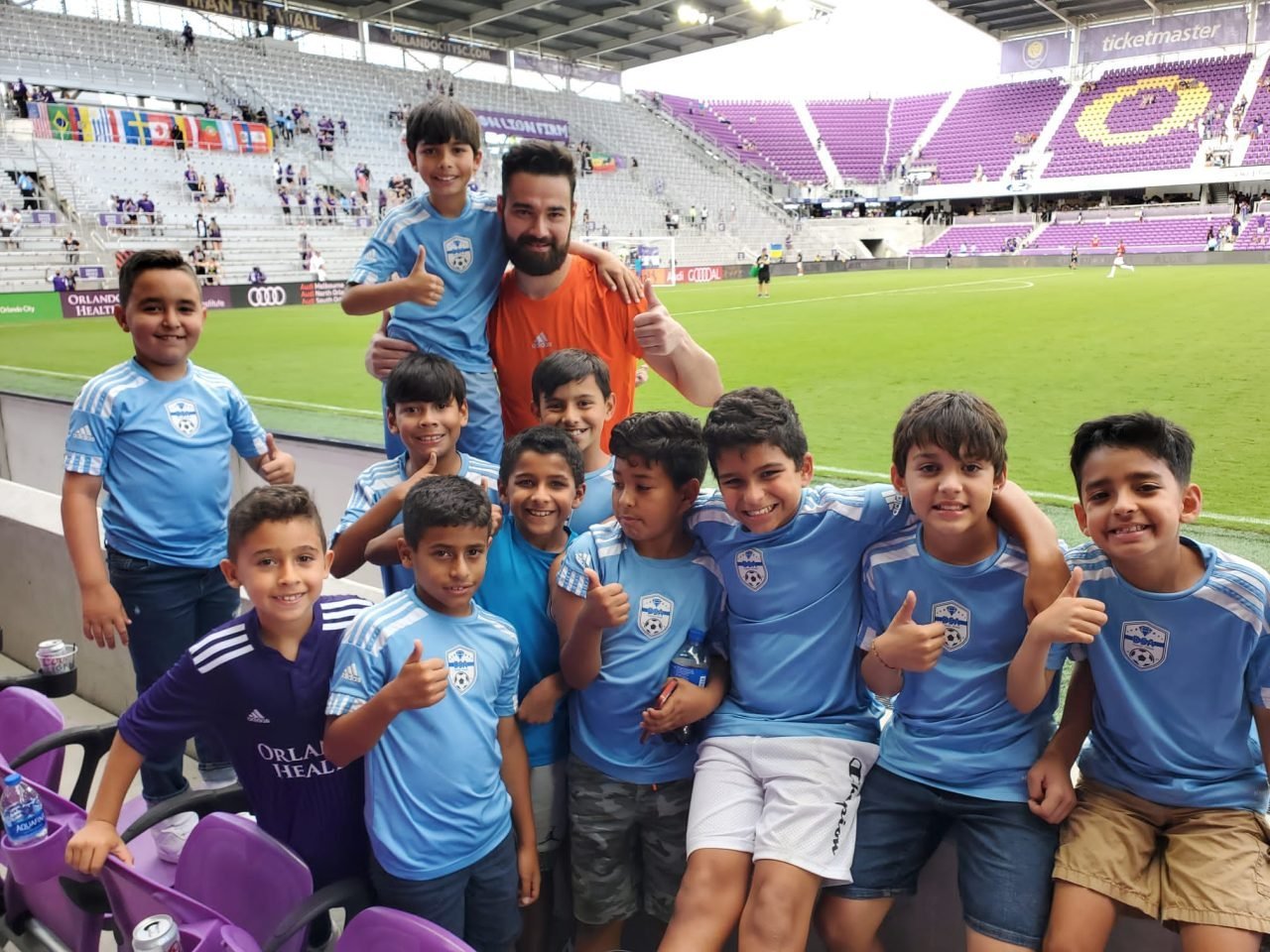 DSA youth players together at a soccer camp event